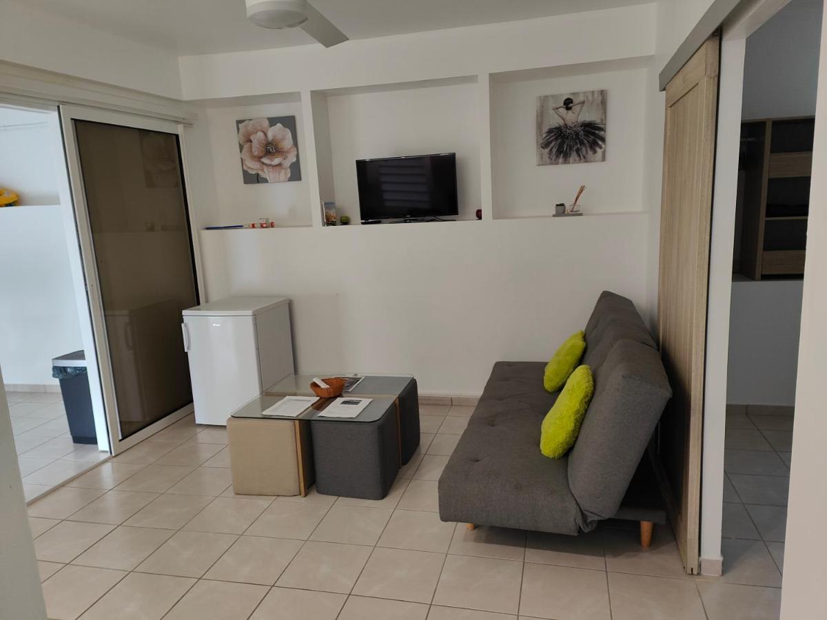 Rayon de Soleil T2 Bas de villa Sainte-Anne  Extérieur photo