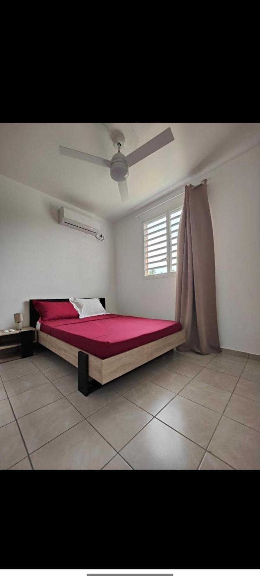 Rayon de Soleil T2 Bas de villa Sainte-Anne  Extérieur photo
